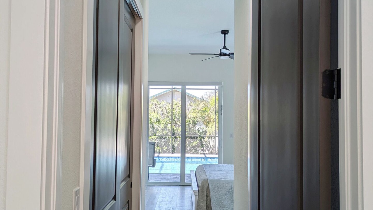 Photo of Bedroom in Naples Park