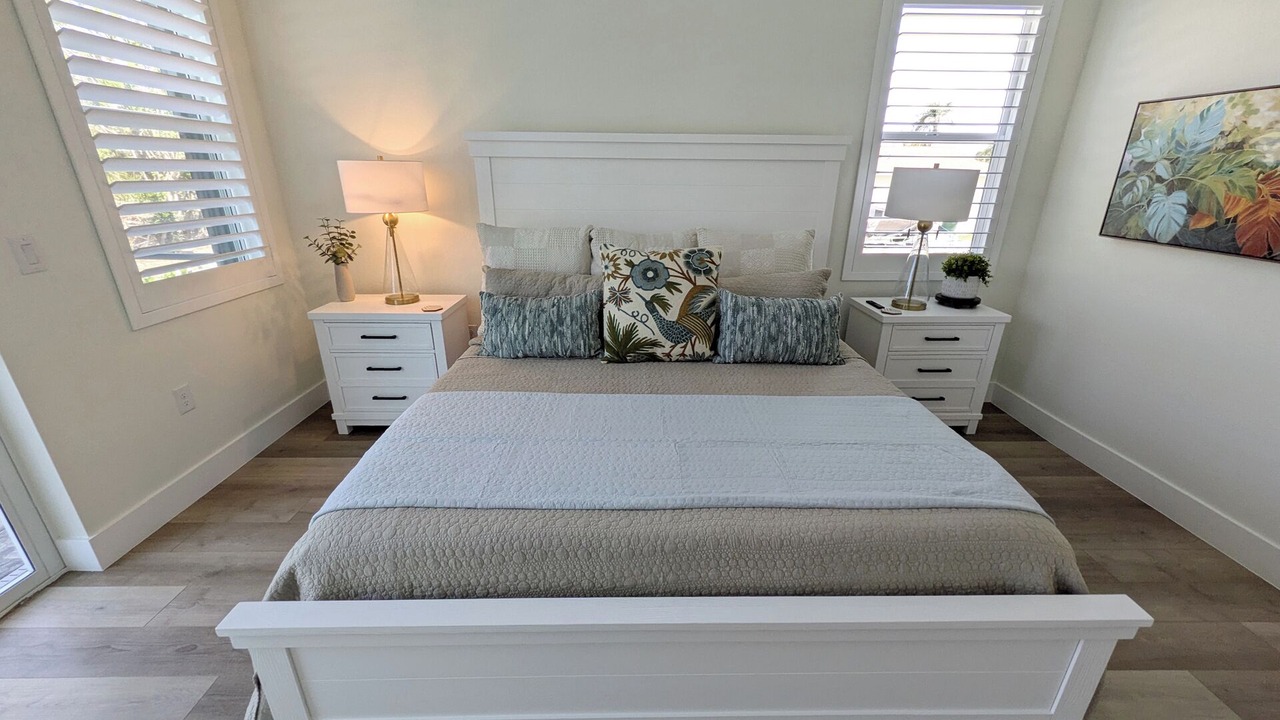 Photo of Bedroom in Naples Park