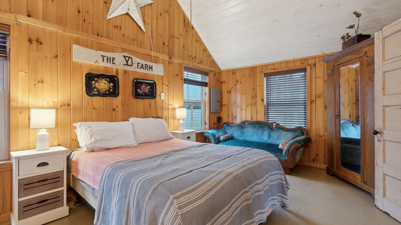 Photo of Bedroom in Windham