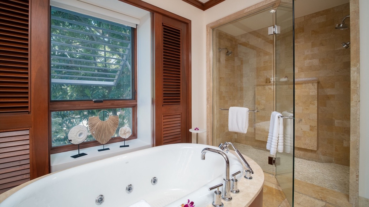 Photo of Bathroom in Montage Kapalua Bay