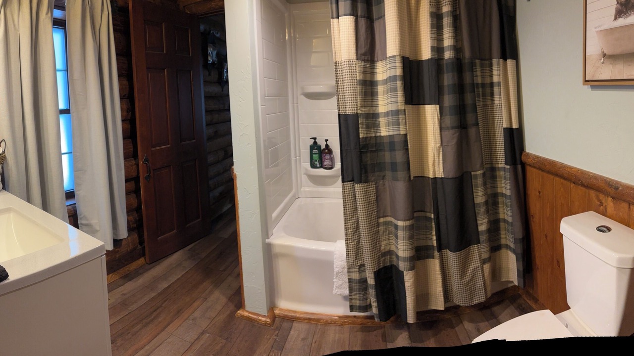 Photo of Bathroom in Shore