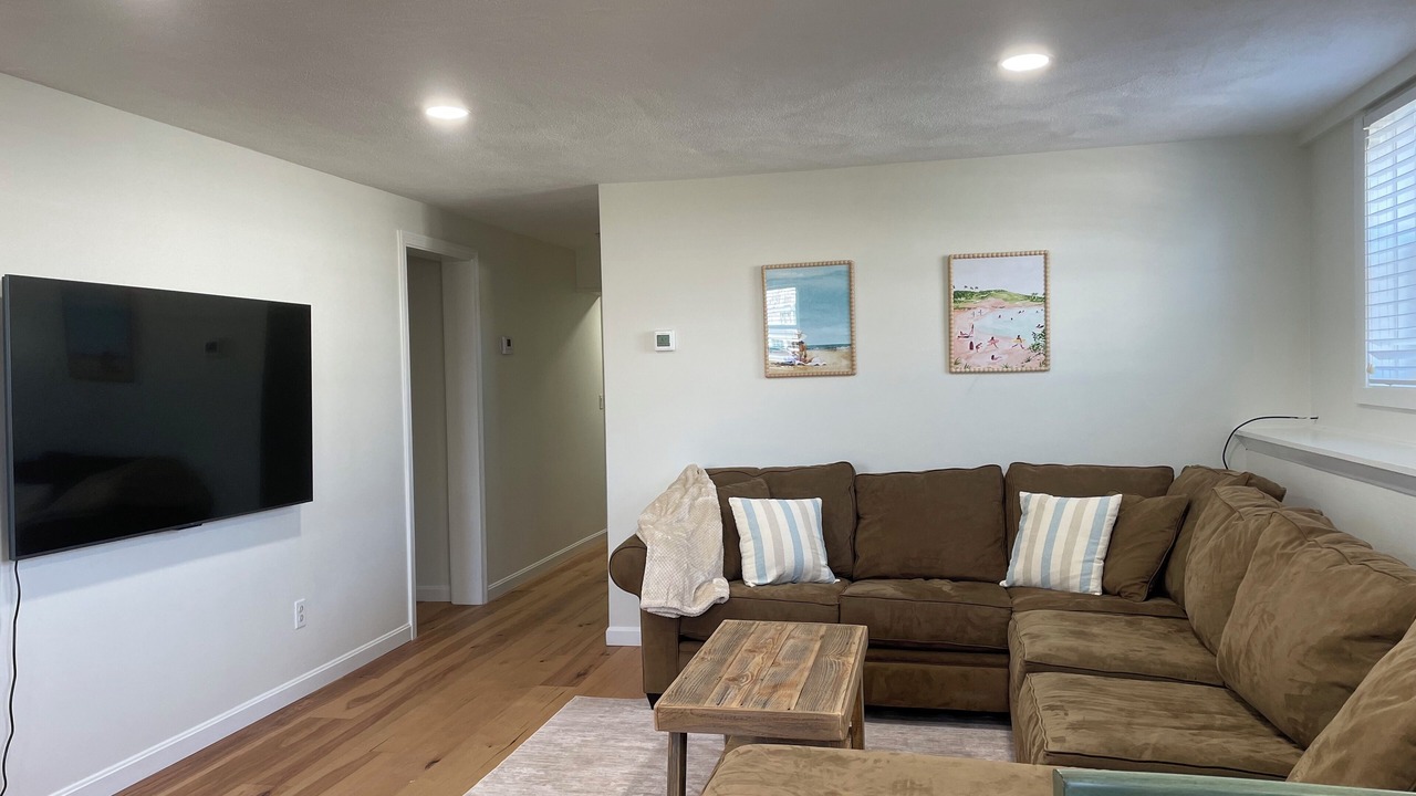 Photo of Livingroom in Point Judith