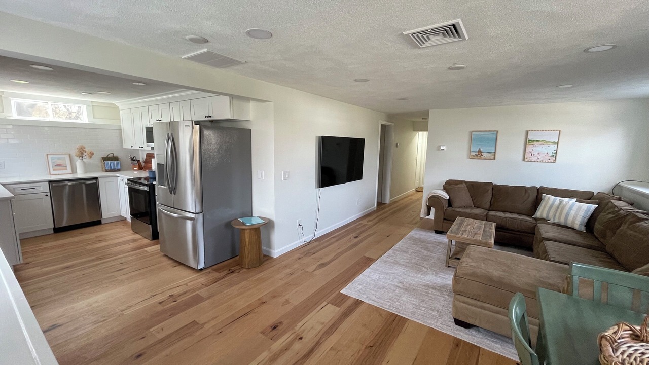 Photo of Livingroom in Point Judith