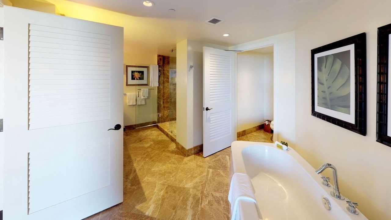 Photo of Bathroom in Honokowai