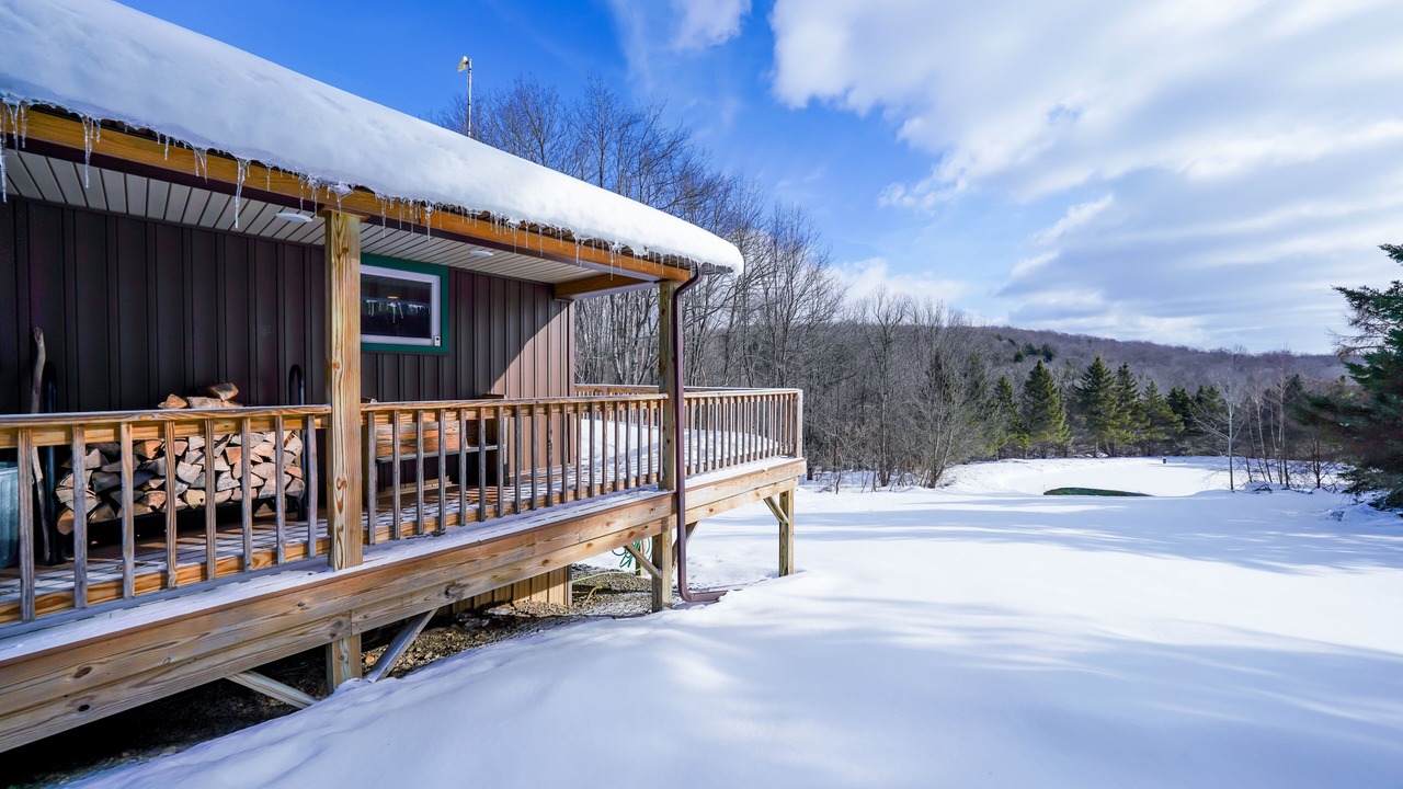 Photo of Patio Balcony in Little Valley