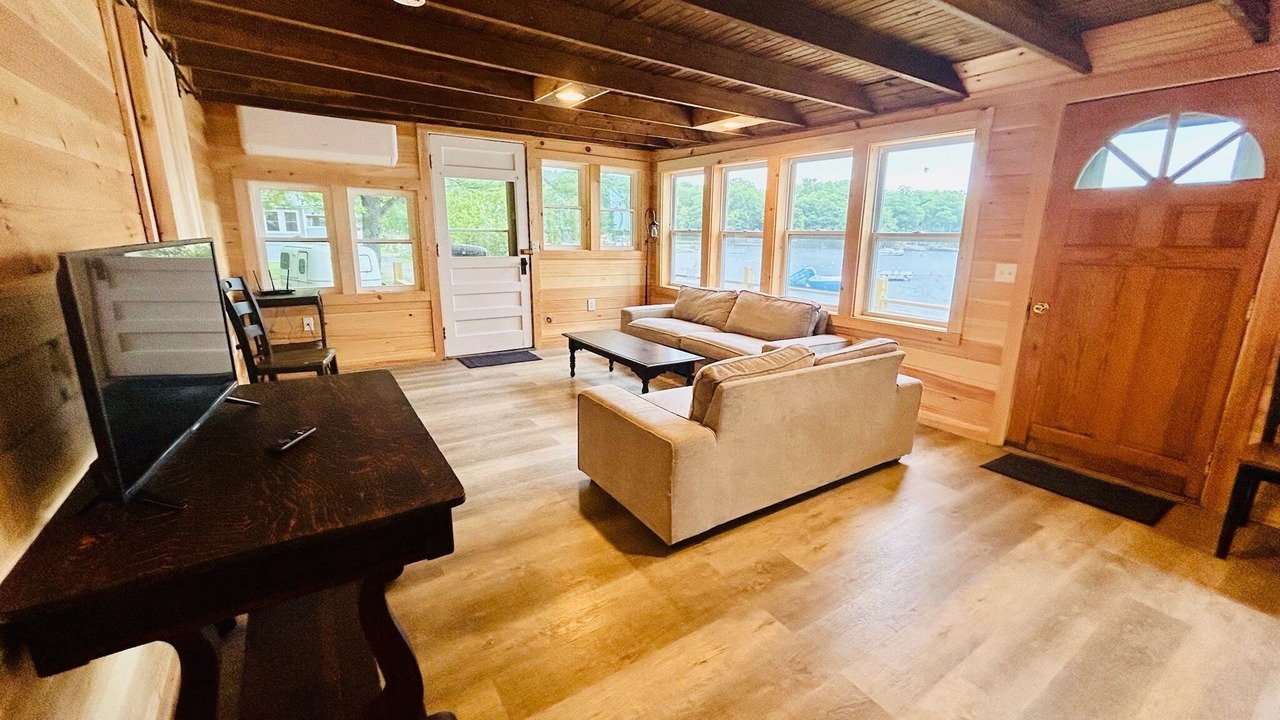 Photo of Livingroom in Dedham