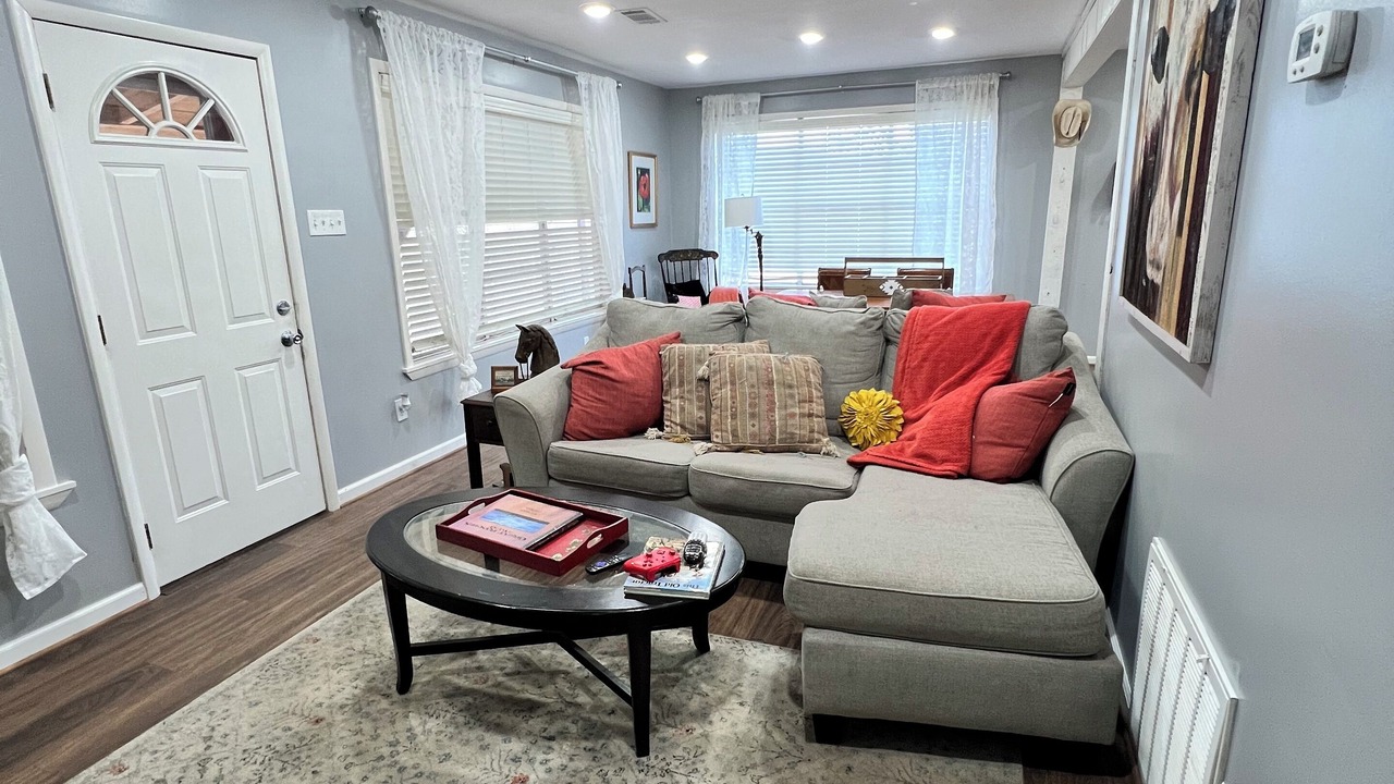 Photo of Livingroom in Waveland