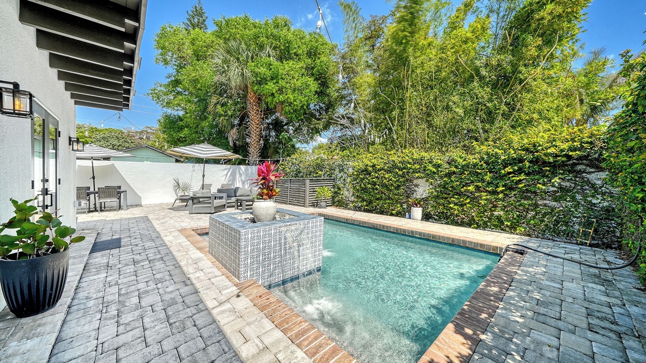 Photo of Outdoor in Laurel Park