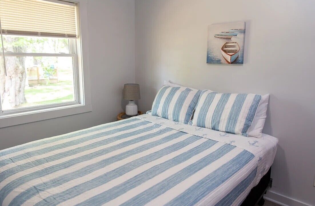 Photo of Bedroom in Madison-on-the-Lake