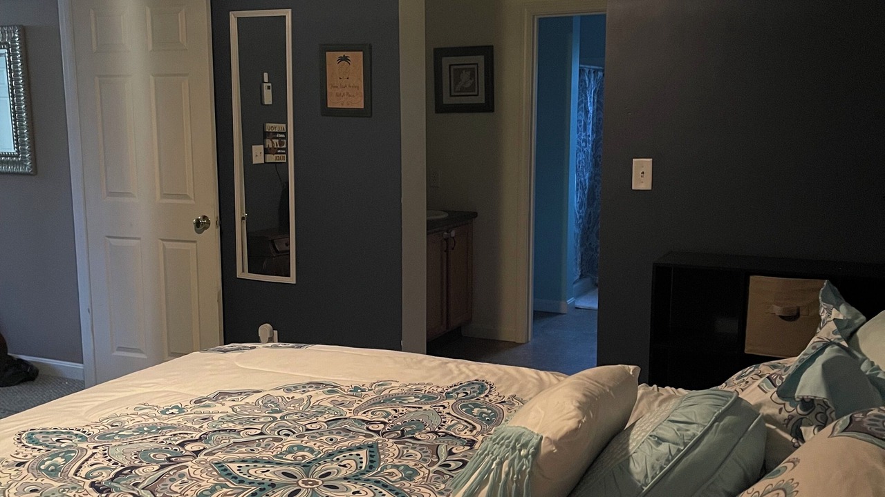 Photo of Bedroom in Trenton