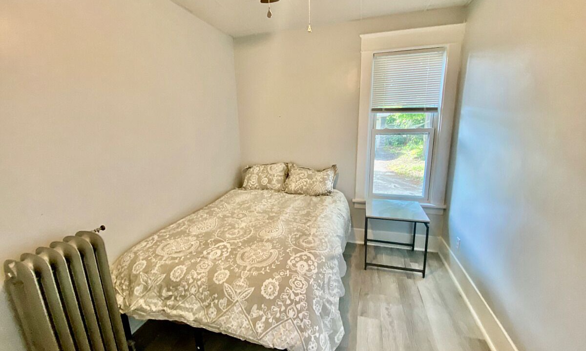 Photo of Bedroom in Erie