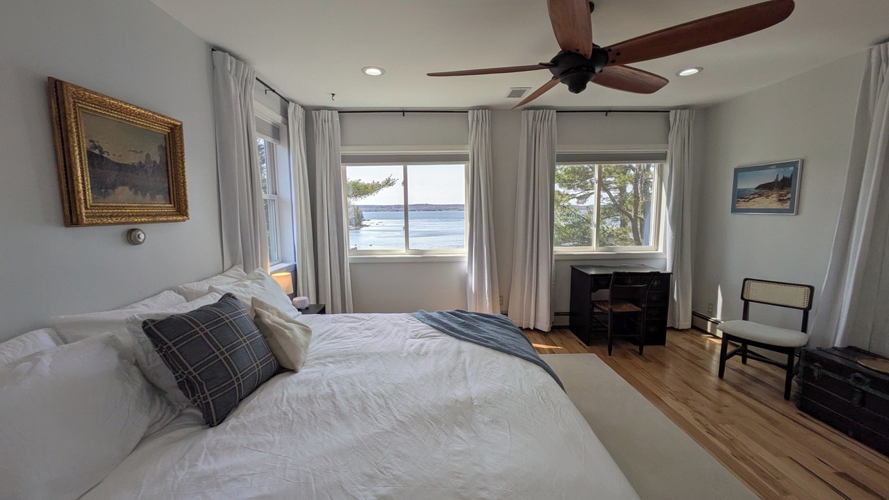 Photo of Bedroom in Trenton