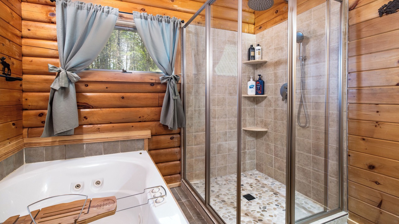 Photo of Bathroom in Schroon Lake