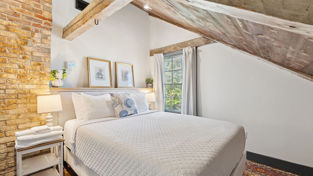 Photo of Bedroom in West End