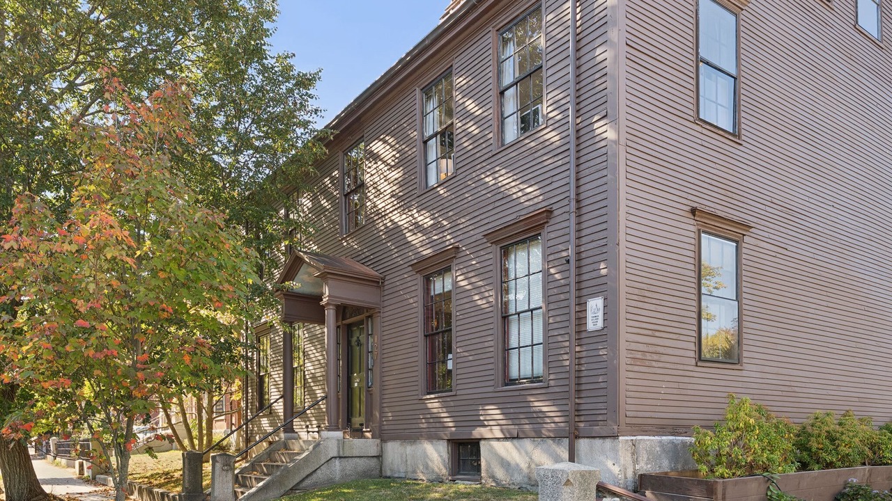 Photo of Outdoor in West End