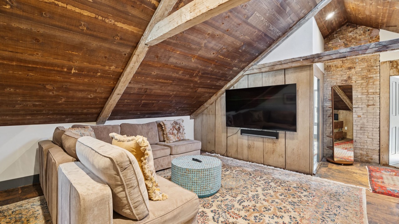 Photo of Livingroom in West End