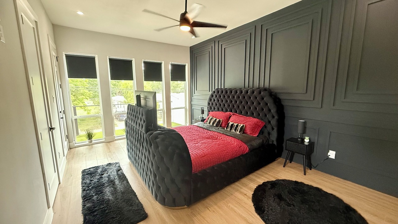 Photo of Bedroom in West Dallas
