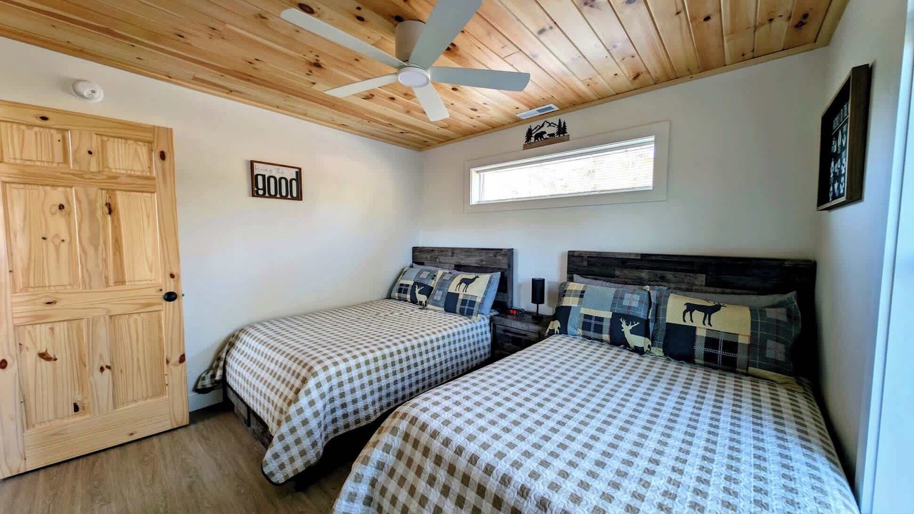 Photo of Bedroom in Sullivan
