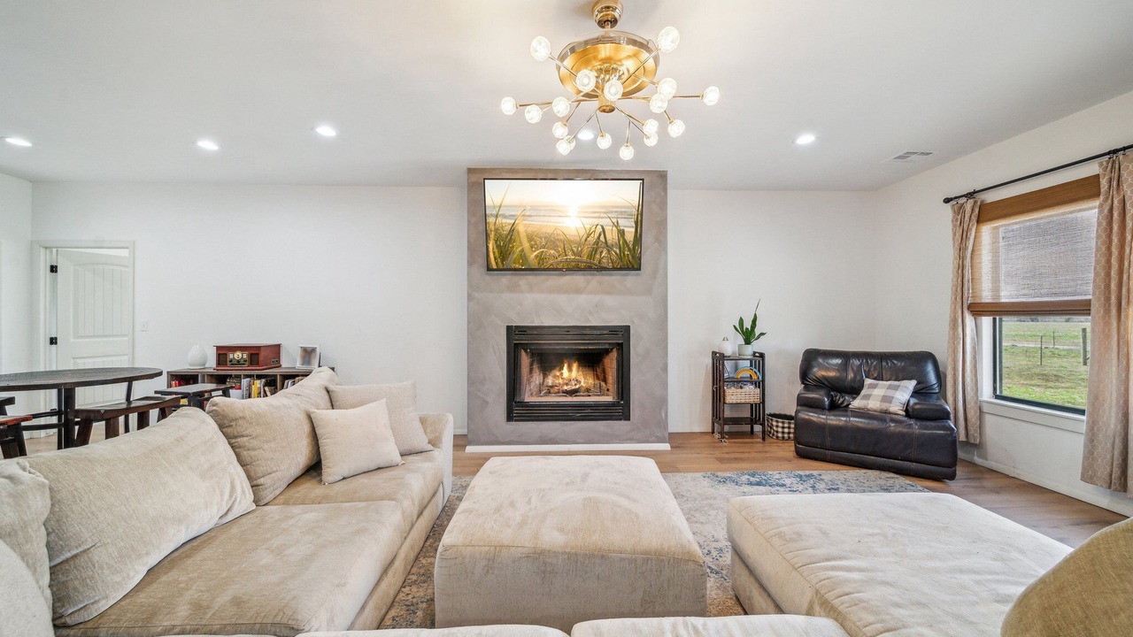 Photo of Livingroom in Adair