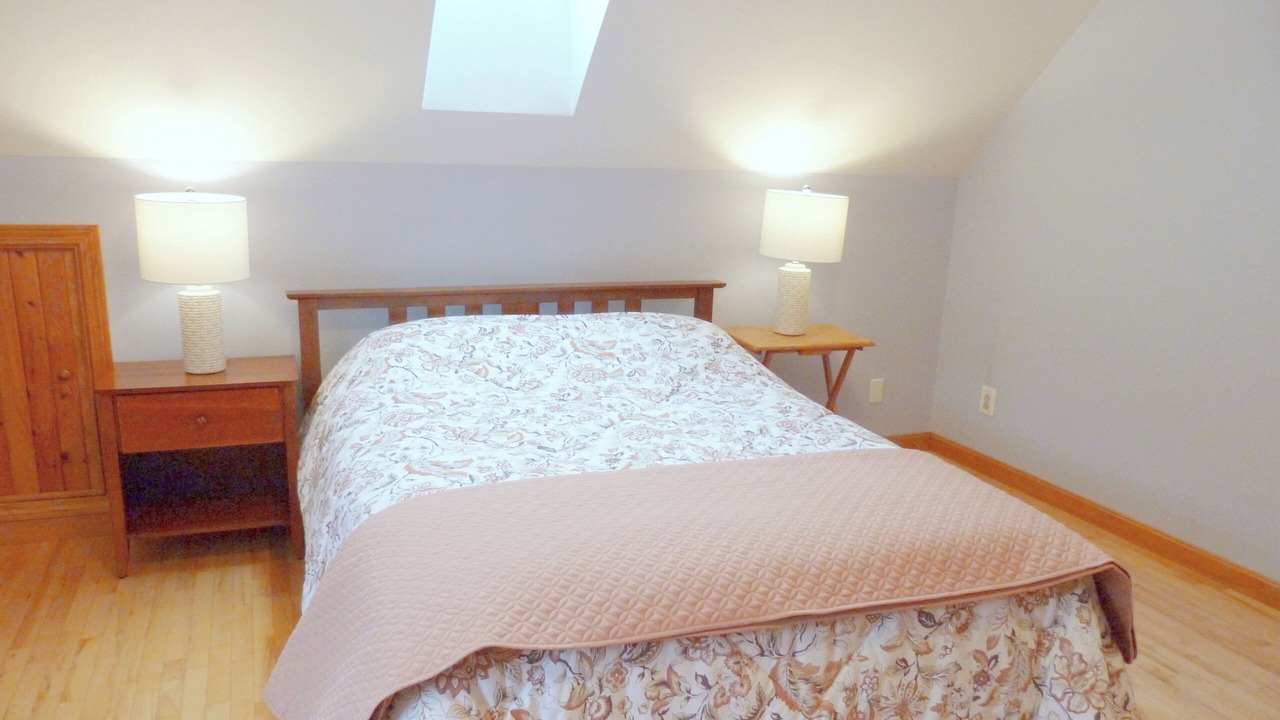 Photo of Bedroom in Brooksville