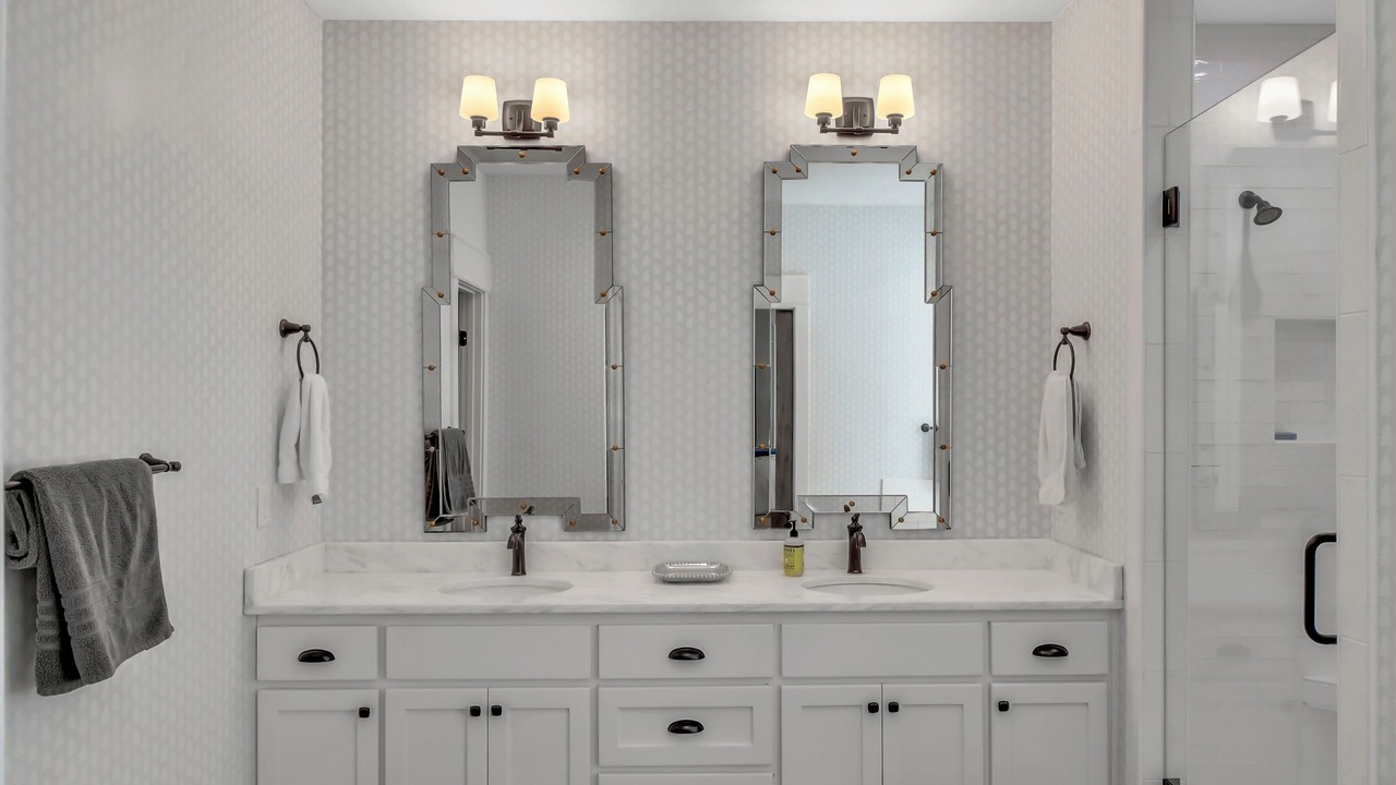 Photo of Bathroom in Saint Simons Island