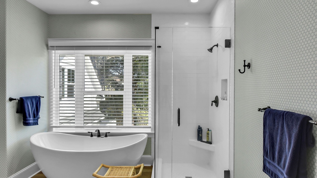 Photo of Bathroom in Saint Simons Island