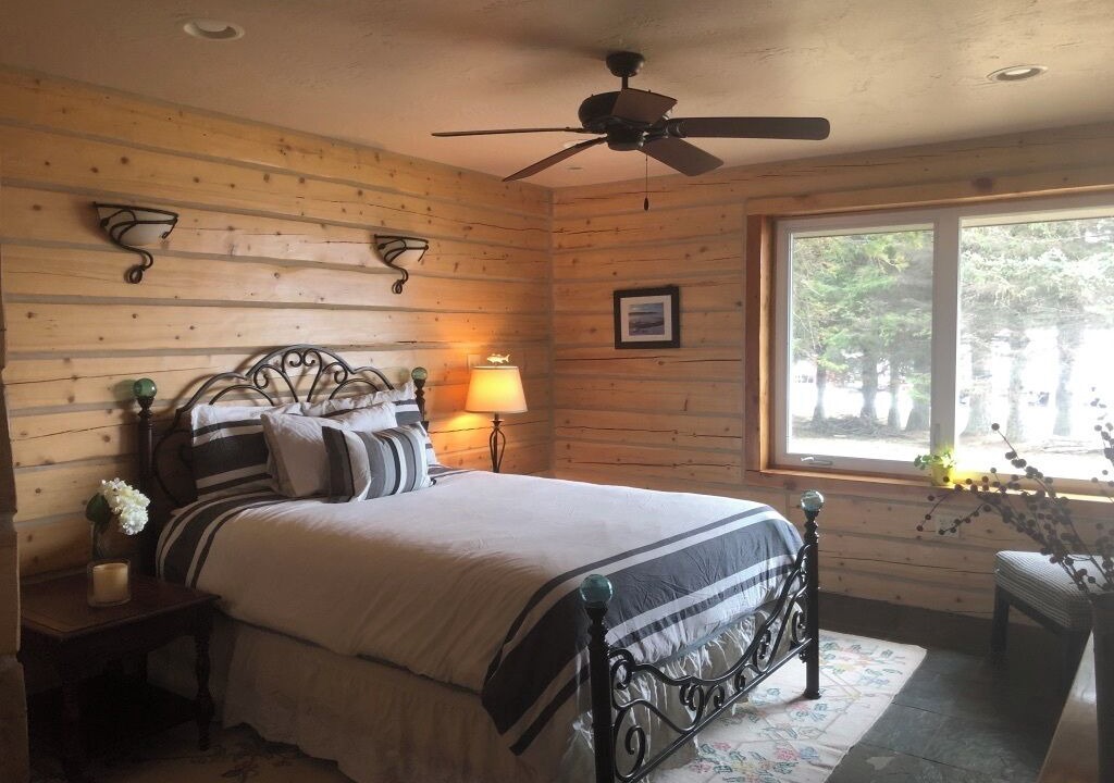 Photo of Bedroom in Diamond Ridge