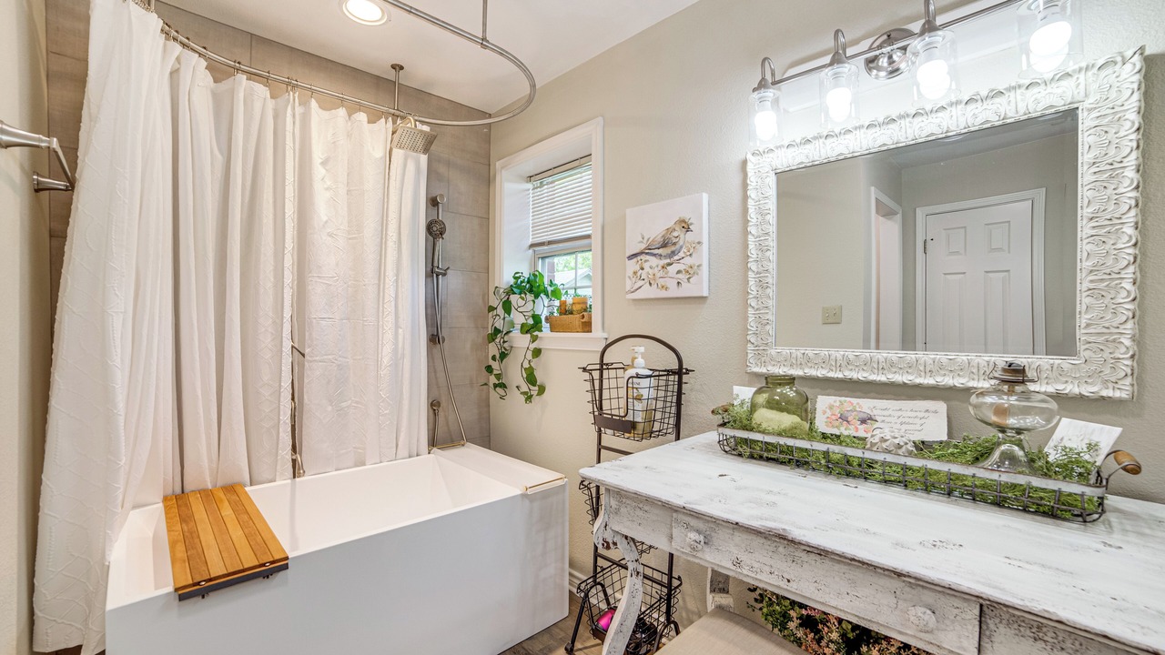 Photo of Bathroom in Winnsboro