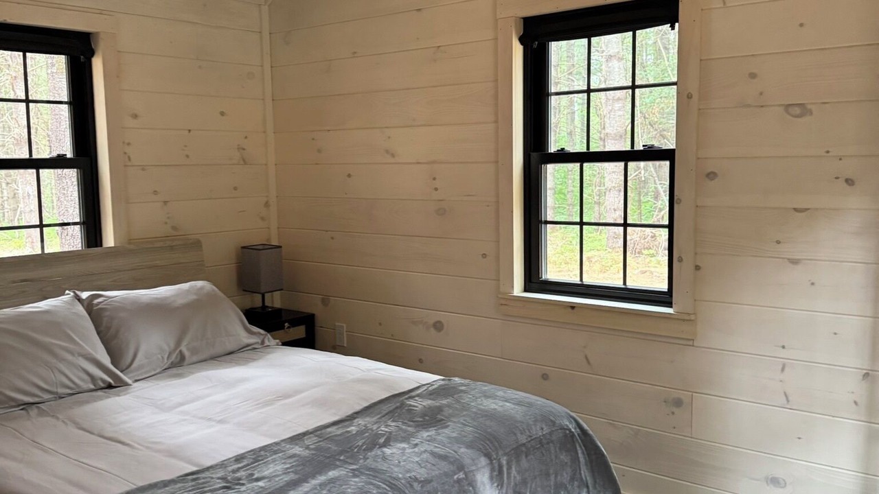 Photo of Bedroom in Monson