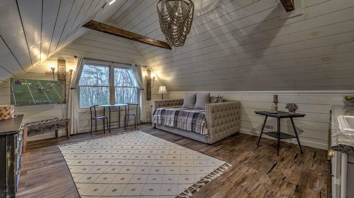 Photo of Livingroom in Hemp