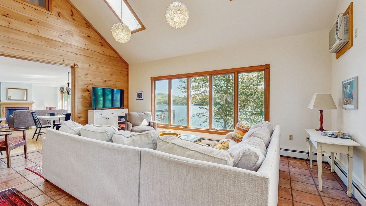 Photo of Livingroom in Lucerne-in-Maine