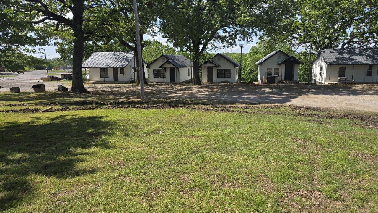 Photo of Outdoor in Cookson