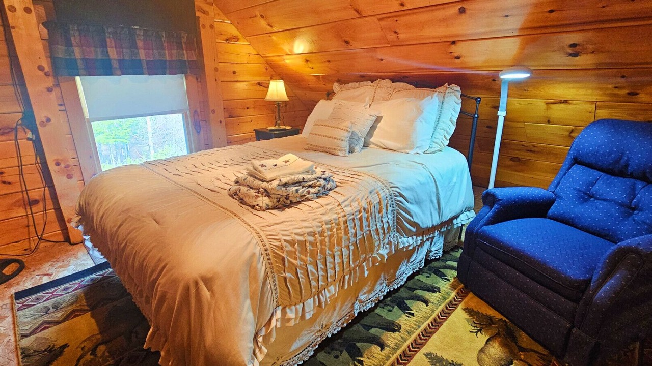 Photo of Bedroom in Northeast Somerset
