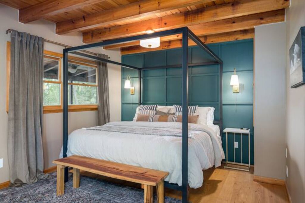 Photo of Bedroom in Raccoon Ridge
