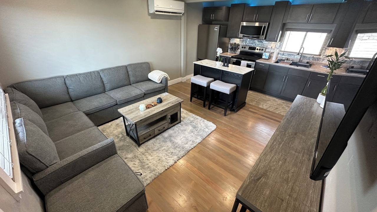Photo of Livingroom in Wayne County