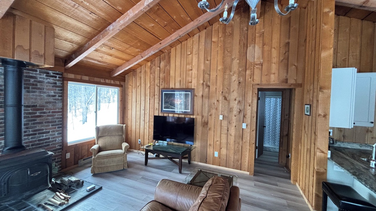 Photo of Livingroom in Honeoye
