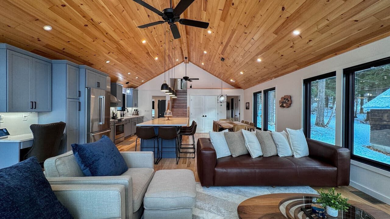 Photo of Livingroom in Fryeburg