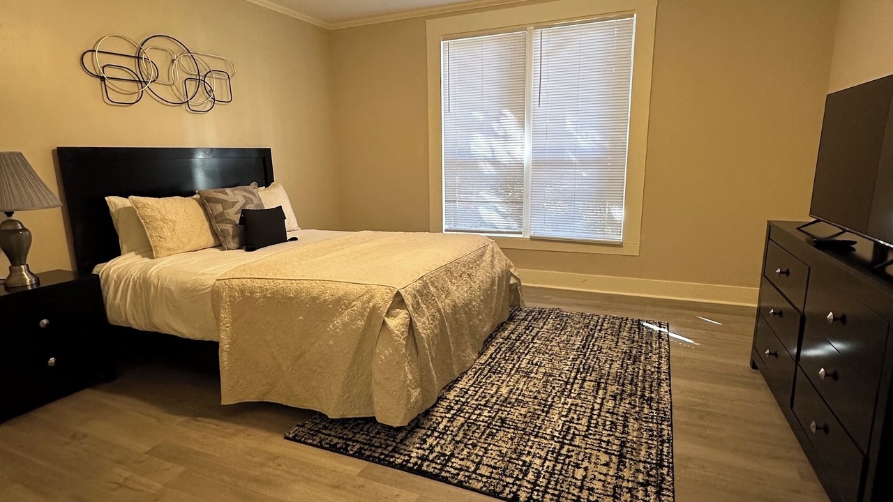 Photo of Bedroom in Vivian