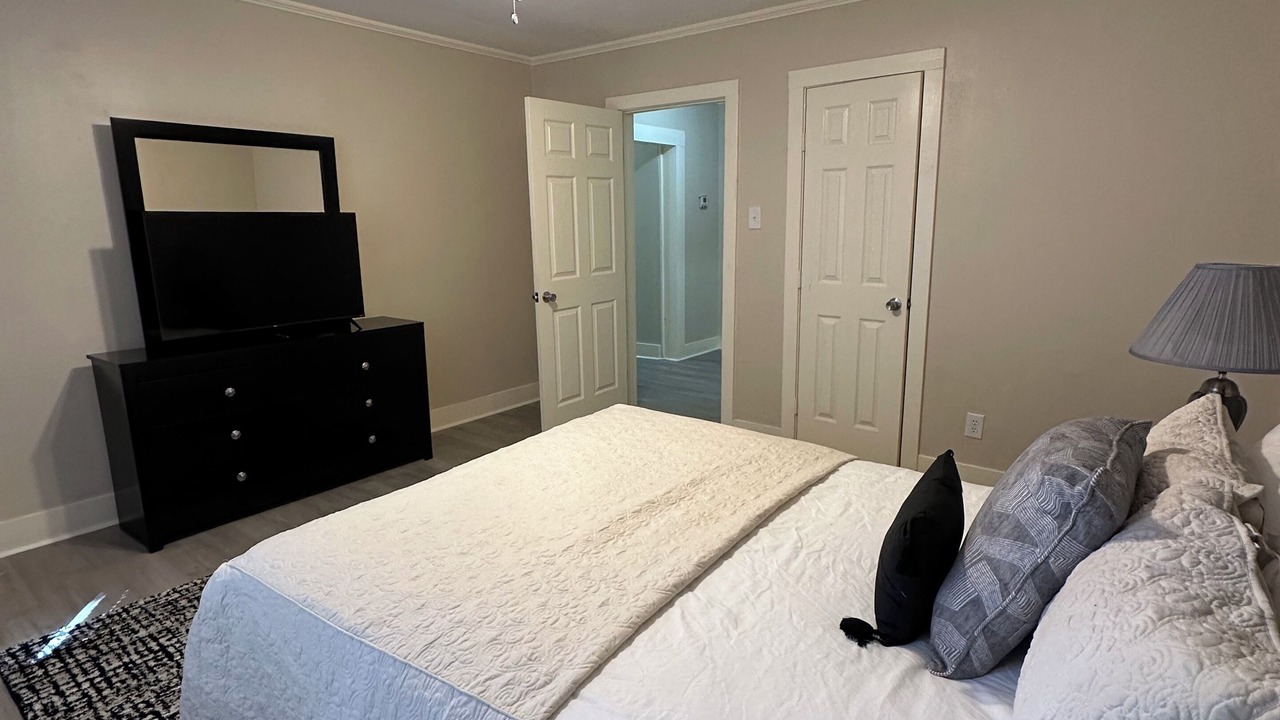 Photo of Bedroom in Vivian
