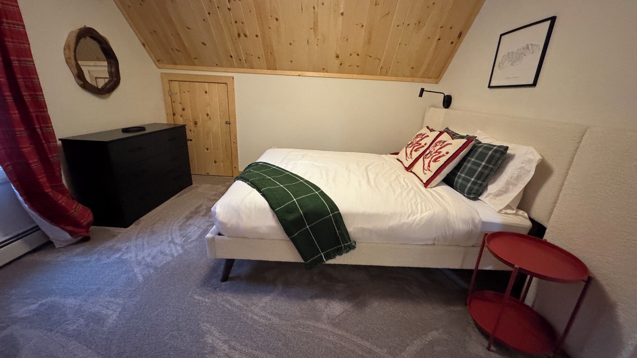 Photo of Bedroom in Bethel