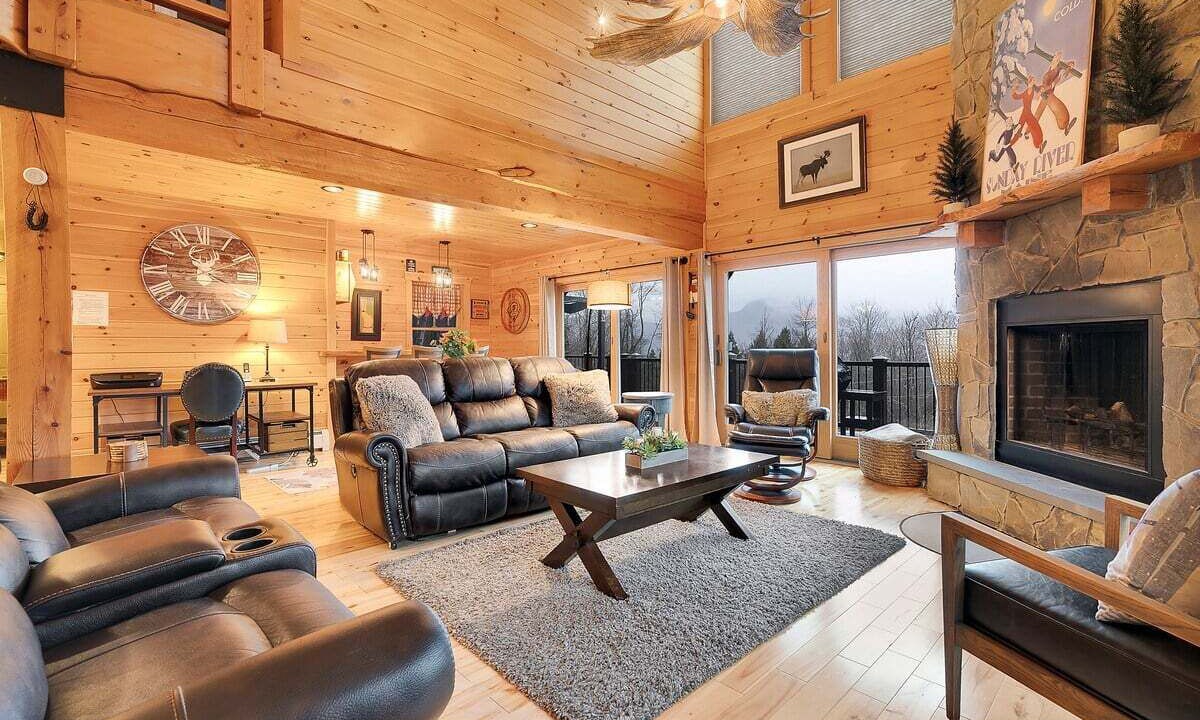 Photo of Livingroom in Sunday River Area