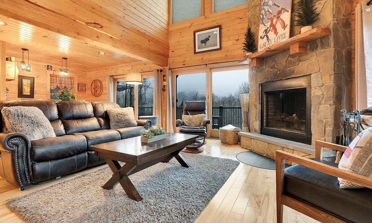 Photo of Livingroom in Sunday River Area