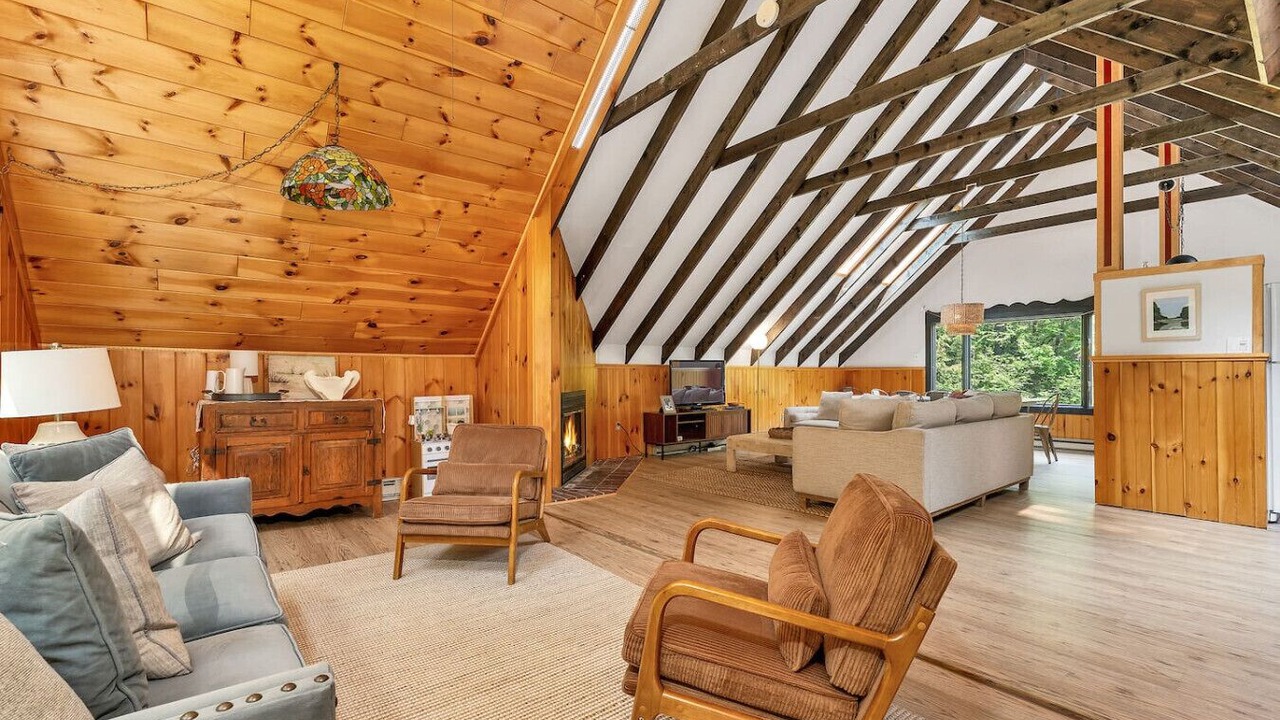 Photo of Livingroom in West Bridgton