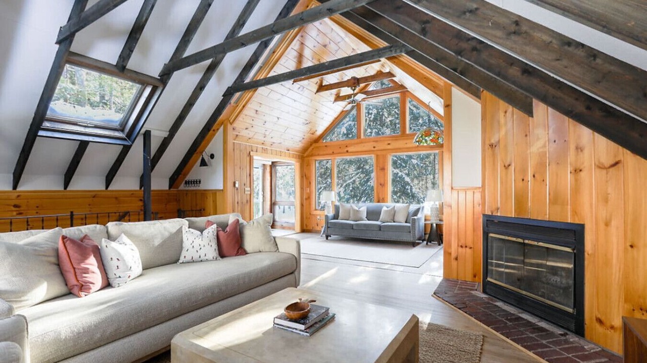 Photo of Livingroom in West Bridgton