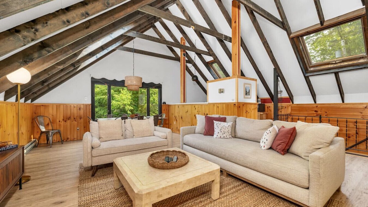 Photo of Livingroom in West Bridgton