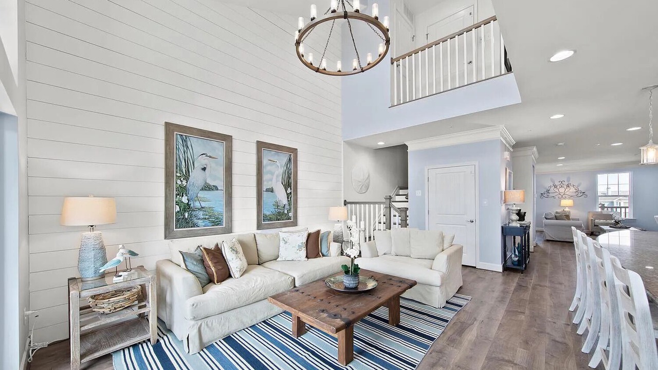 Photo of Livingroom in Bayside