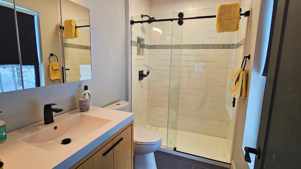 Photo of Bathroom in Beaver Cove