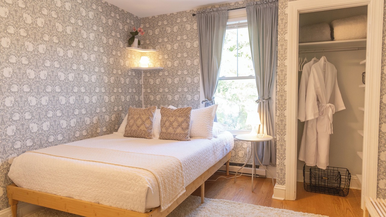 Photo of Bedroom in West End