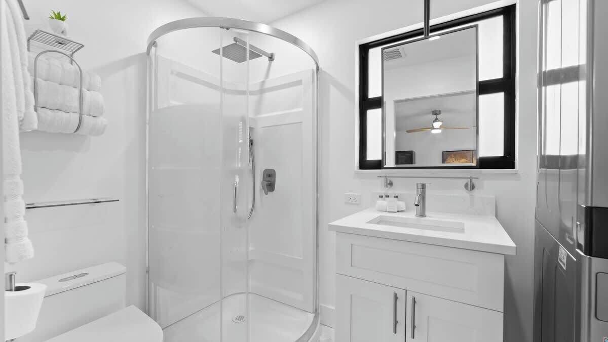 Photo of Bathroom in Naples Park