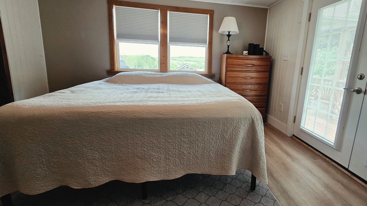 Photo of Bedroom in Hammondsport